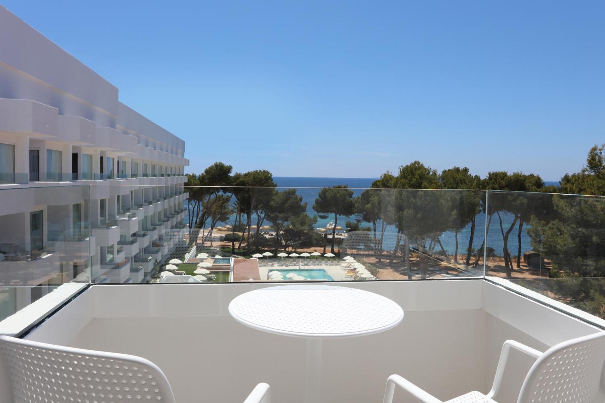 Iberostar Selection Santa Eulalia Ibiza Hotel 4*